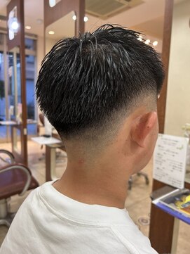 サンロード ヴィフ SUNROAD vif フェードカット