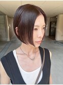 長めの前下がりボブ