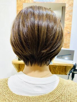 ウタ(uta) ショートボブ