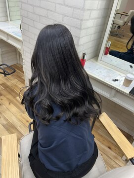 ラナンバイシダ(ranan by sida) ダークアッシュカラー10代20代ロングヘア艶髪透明感