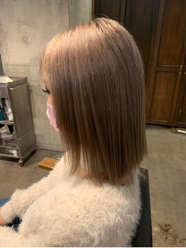 スウィートルーム 辻堂(sweet room) シアベージュ×切りっぱなしボブ