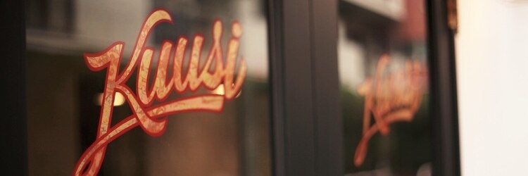 クーシ(kuusi)のサロンヘッダー