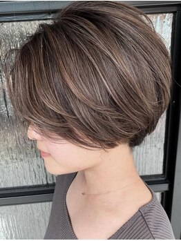 【髪質改善】顔周りも毛先1mmまでこだわったカットで、1番似合うスタイルをお届けします！[港区]