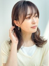 アネロ 名古屋(anhelo) ミディアムレイヤー×ココアブラウン×くびれミディアム