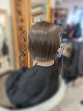 クリーム(Cream) 切りっぱなし風ヘア
