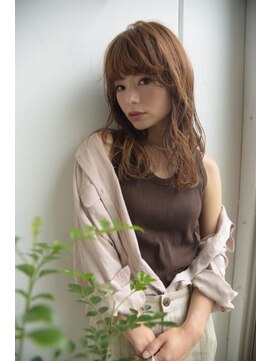 アオイ(aoi.) 福岡【aoi.】ゆるっとセミロング