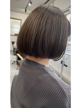 フゥ 宇都宮(FeU) シャドウグレー地毛風カラー