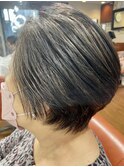 ショートボブ