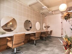 KASANE hair studio【カサネヘアースタジオ】