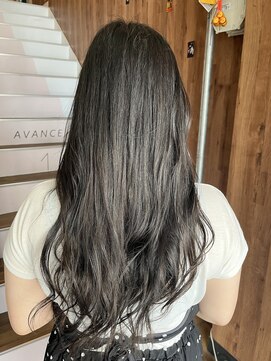 アヴァンス 天王寺店(AVANCE.) ブルーブラック×透明感