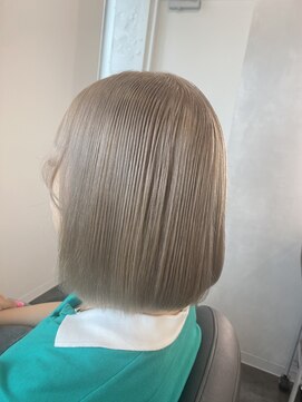 エイト 立川店(EIGHT) ミルクティーベージュ