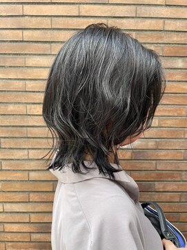 ヴァージ(Verge) レイヤーカット/ウェーブパーマ/前髪/こなれミディ[代官山駅]