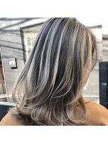 ハーツ(Heart's)&nbsp;白髪ぼかし脱白髪染め似合わせミディアムレイヤー40代50代60代♪