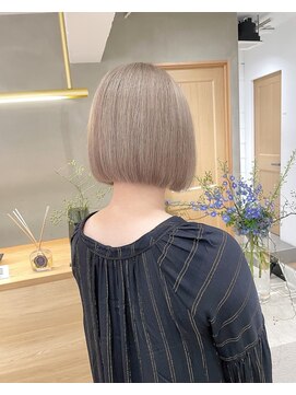 ローレン(LOREN) ミルクティーベージュぷつっとボブケアブリーチ 梅田