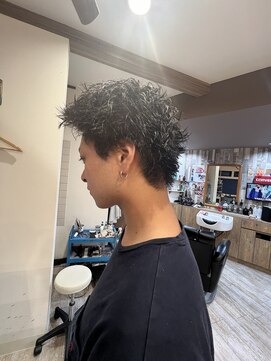 バーバーズ ミックスアップ(BARBERs MiXXUP) スパイキーショート