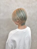 コエル(KOER)&nbsp;3. ミルクティーブロンド/丸型/ショート/ハイトーンカラー