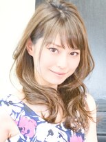 パティオン(PATIONN)&nbsp;フェミニンエレガントトップふんわりひし形くびれ耳かけロング