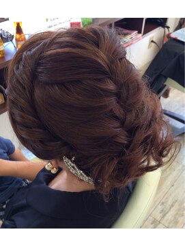 ヘアーズ ジール(hair's Zeal) ルーズ編み込み☆ねじりアレンジ