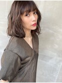 ロブ×グレージュカラー