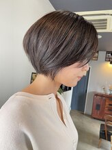 ワ ヘアー(wa-hair)&nbsp;斜めバンク×ステップボーンカット×ハンサムショート髪質改善