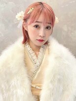 トルネード(TORNADO)&nbsp;成人式ヘア振袖アレンジボブハイトーンアレンジ金箔K20241130