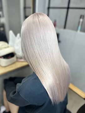 ワン(ONE) ホワイトモーヴ