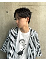 ニコ シモノセキ(NIKO Shimonoseki)&nbsp;「NIKO」センターパートパーマ　フェザーパーマ　山口下関