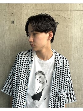 ニコ シモノセキ(NIKO Shimonoseki) 「NIKO」センターパートパーマ　フェザーパーマ　山口下関