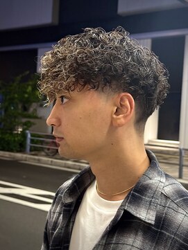 ヒロギンザ 難波店(HIRO GINZA) ツイストスパイラル×スキンフェード