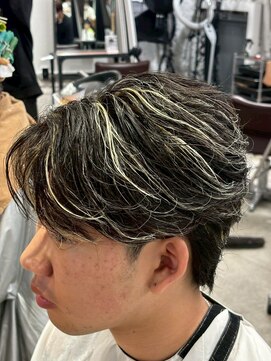 クム 横浜(qumu) ハイライトカラー