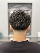 アイコン ブルー メンズ(I-CON #blue MEN'S) テーパーフェード×フェザーアップ
