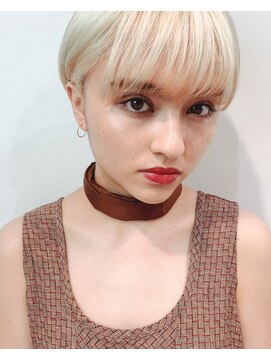 グッデイ ヘアー(GOOD DAY HAIR) マニッシュ　ネイビーカラー　美髪　フレンチボブ　ショート