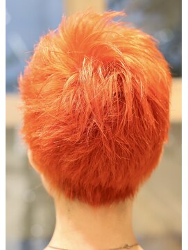 ヘア デザイン リスク(HAIR DESIGN RISK) 【RISK 高橋勇太】三鷹 カットが上手いハイトーンベリーショート