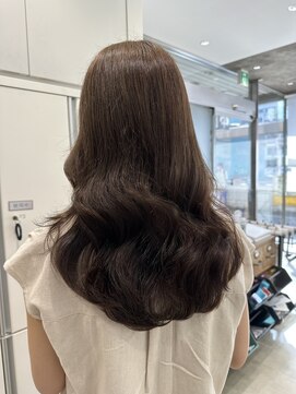 ビブ(VIV) 韓国/ナチュラルベージュ/アッシュベージュ/透明感/イルミナ