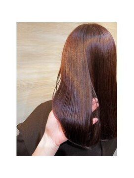 ナンバー イル デュッカ 札幌(N° il duca) この季節にピッタリ♪艶々ピンクブラウン♪