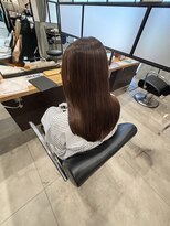 ブランシェ 名鉄小幡駅前店 乾かすだけで簡単！艶ストレートヘア