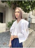 ホワイトベージュ デザインカラー ケアブリーチ