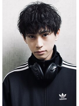 ネクスト 渋谷(NEXT) MEN’S HAIR/ブルーブラック/フェザーパーマ/渋谷ア