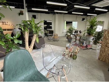 タス(TAS)の写真/あなたらしさにトレンドとデザインを"足す《TAS》"そんな想いが詰まった魅力あふれるサロン＊