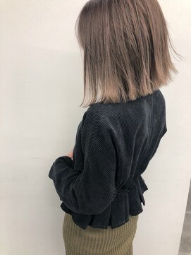 カフネ ジュントス ヨロ(Cafune' juntos YOLO) ブリーチダブルカラーイルミナカラーミルクティーグレージュ