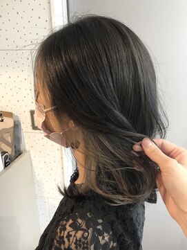 ヘアサロン トゥーシー(2C) イヤリングカラー