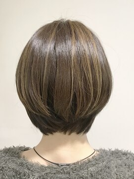 アズール 草加(azule) 透明感&立体感のでるハイライトカラー