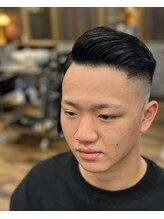 ピーキーズバーバーショップ 築上店(Peaky's BARBERSHOP) サイドパート