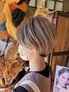 コワフュールトーリ フジグラン店(COIFFURE TORI) ベージュ×丸みショート