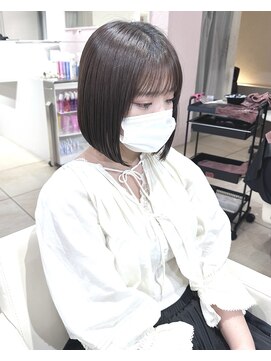 ユーフォリア 新宿店(Euphoria) 20代可愛い小顔ボブ前下がりショート