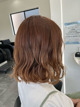 ブルージュ ヘアー(Brugge hair) ゆる巻きミディアムボブ