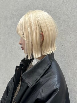 ロンド レア 天神大名店(Lond Le’a) 髪質改善メルティーベージュカラーブロンド小顔切りっぱなしボブ