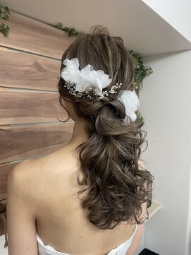 セニシエンタ(CENICIENTA) ブライダルヘア