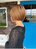 アプリコットオレンジハニーショートボブ
