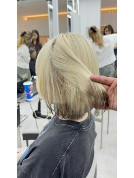 ビューブルー 亀戸錦糸町(VIEW BLUE) 美髪シアーカラー髪質改善レイヤーカット切りっぱなしボブ